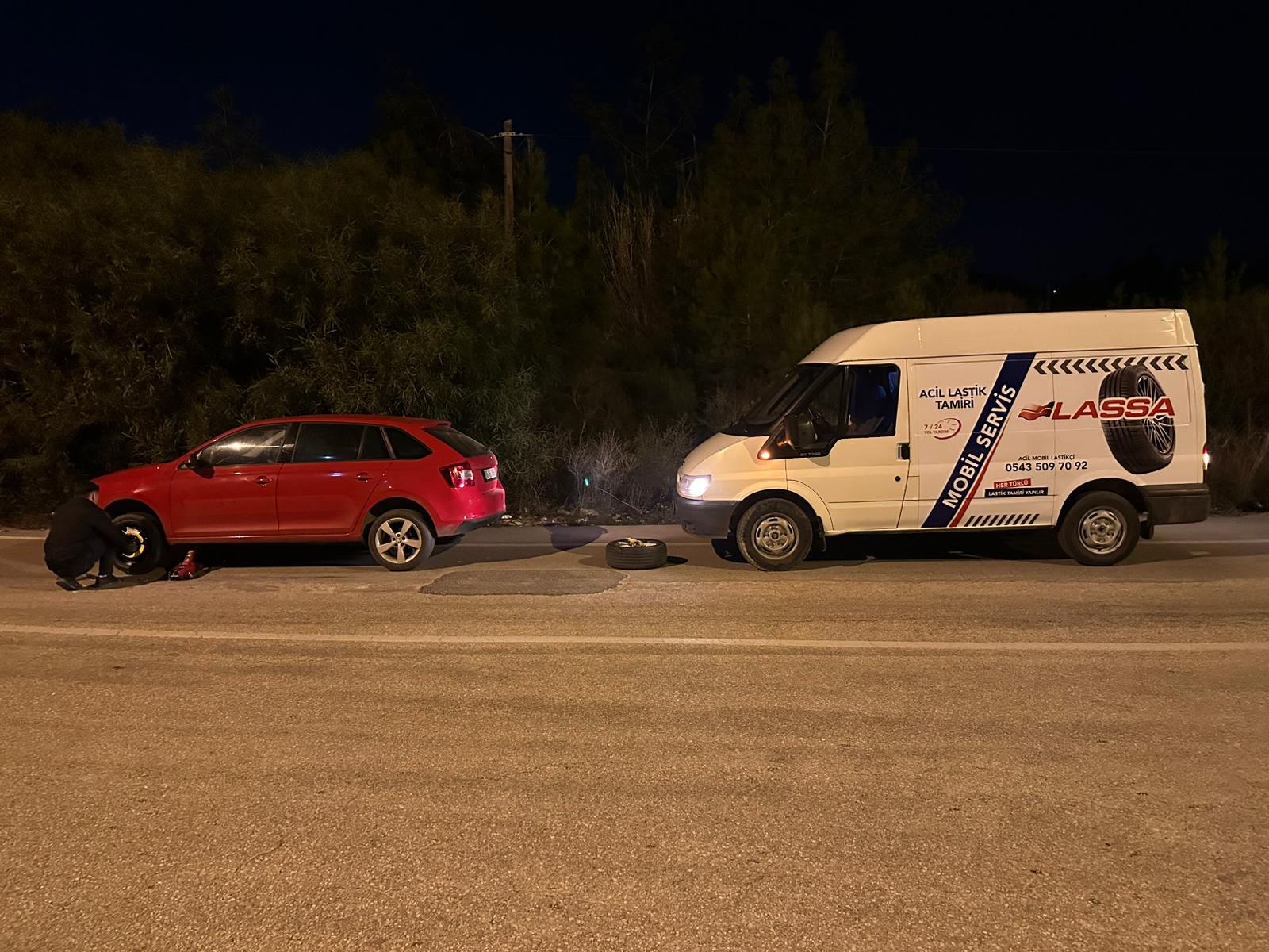 Adana nöbetçi açık lastikçi